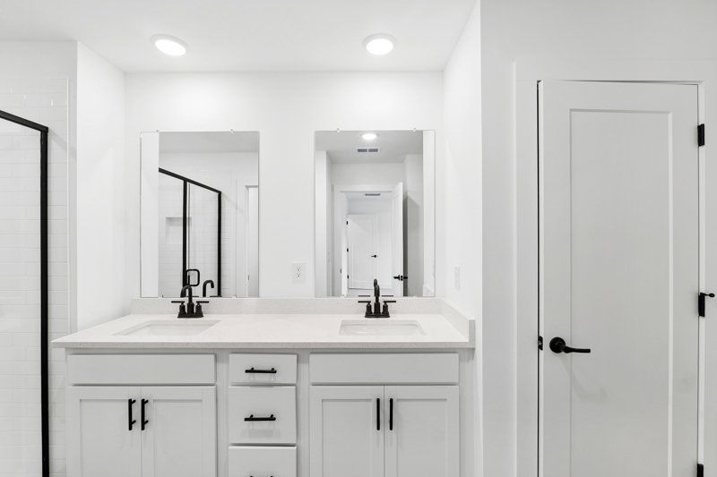 Owner's Bath