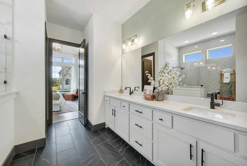 The Ormand - Owner's Bath
