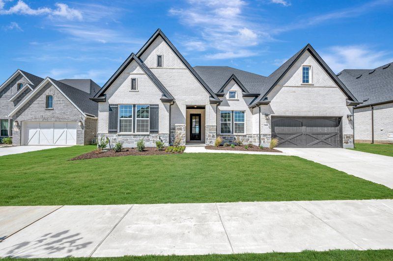 308 Taylor Way
