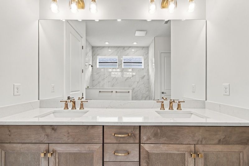 Owner's Bath