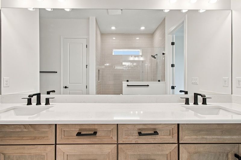 Owner's Bath