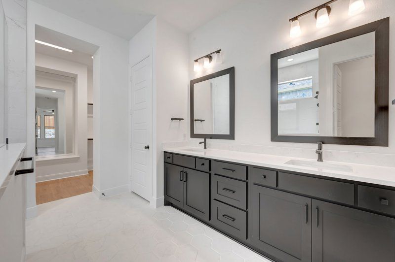 Owner's Bath