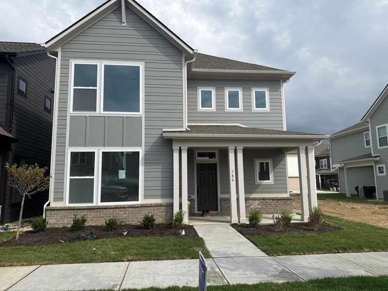 Harvest Trail of Westfield – The Courtyard Collection por David Weekley Homes en Indianapolis Indiana
