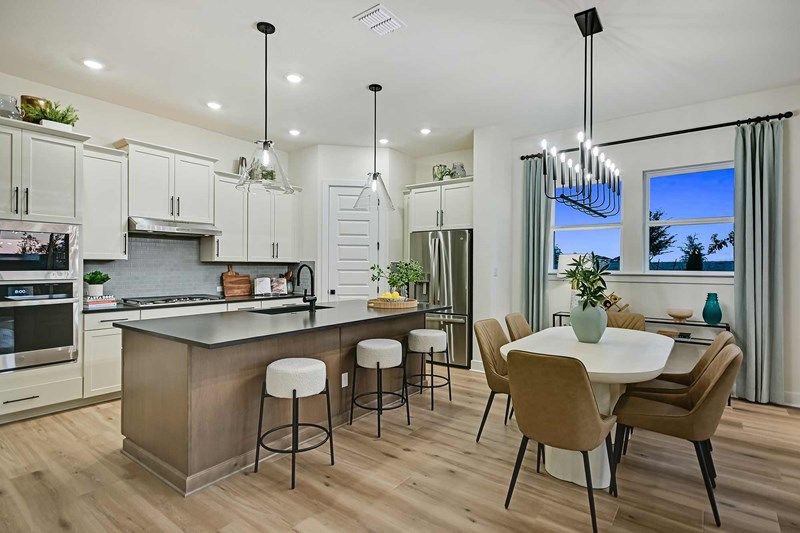 casa en Flora por David Weekley Homes