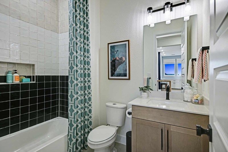 The Conroe - Bath