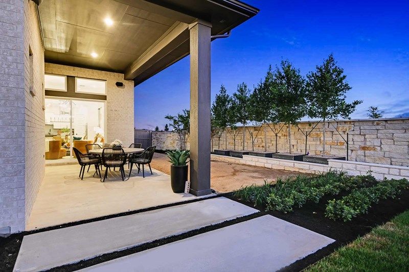 The Conroe - Covered Porch