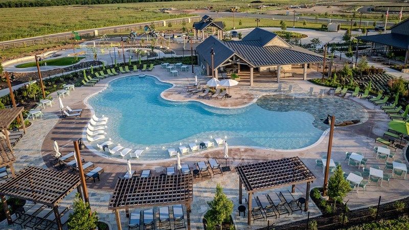 The Flora - Pool
