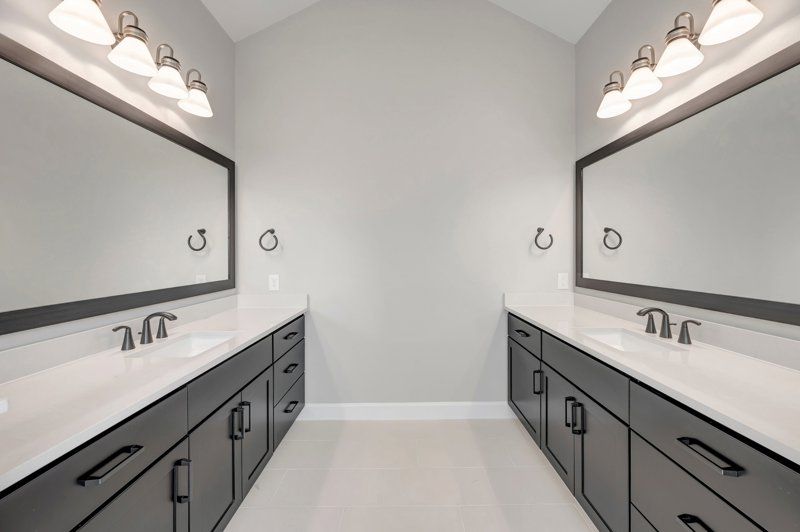 Owner's Bath