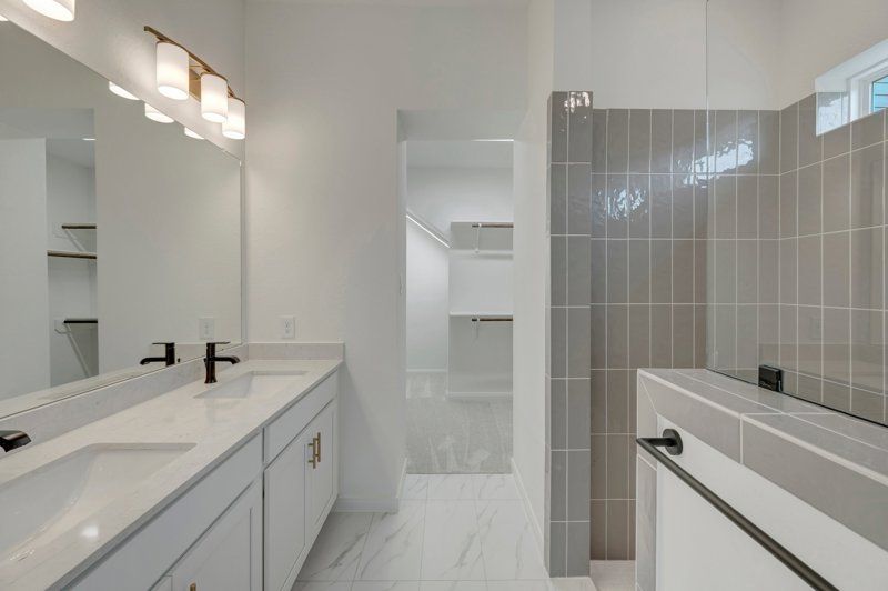 Owner's Bath