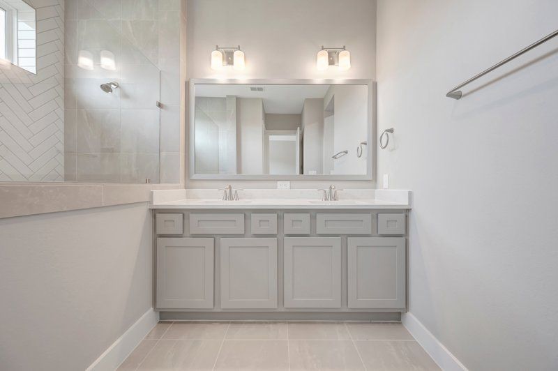 Owner's Bath