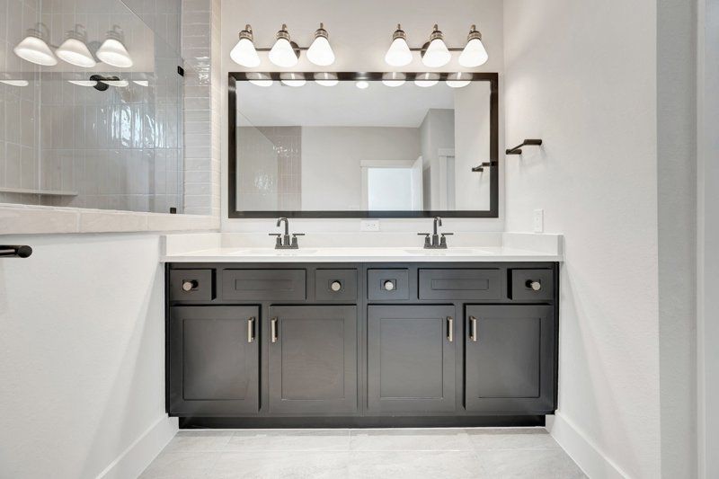 Owner's Bath