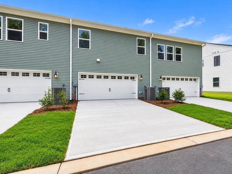 6609 Fire Lily Lane (Tundra)