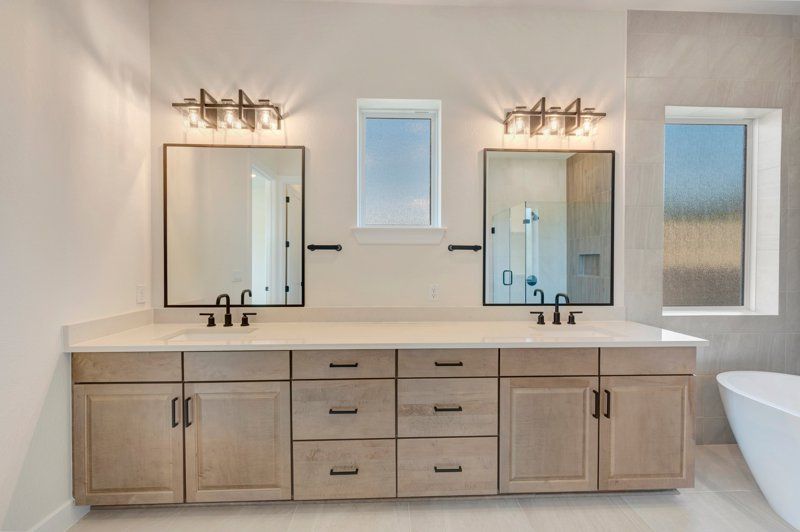 Owner's Bath