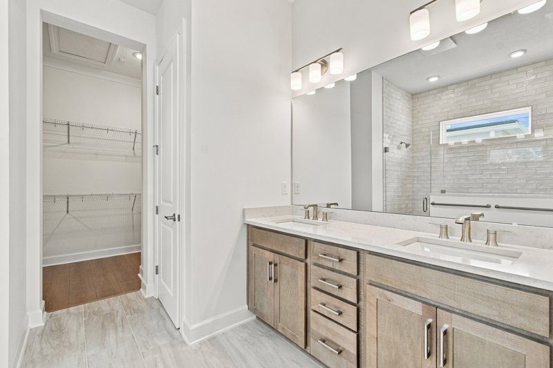 Owner's Bath