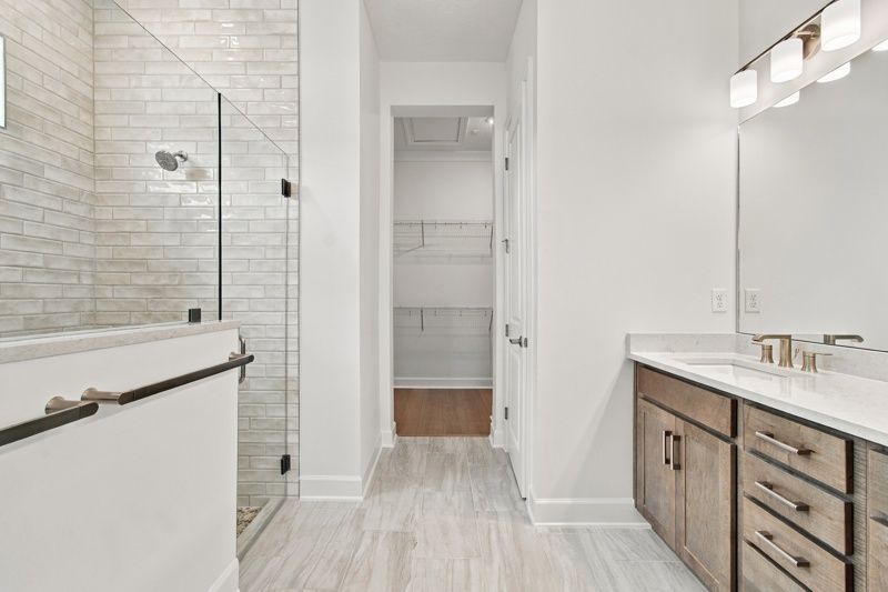 Owner's Bath