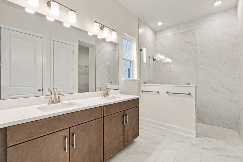 Owner's Bath