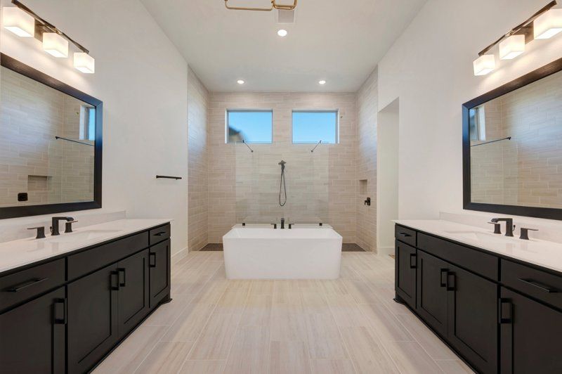 Owner's Bath