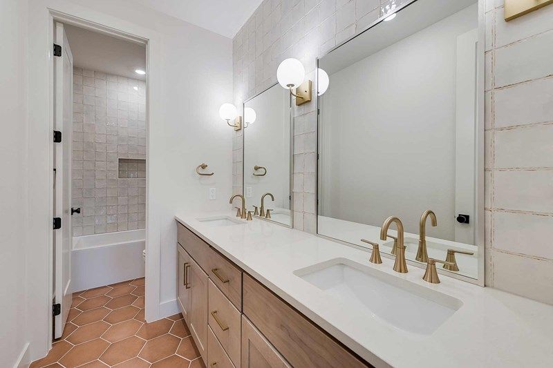 Central Living - Urban Quick Move-in Homes - Bath