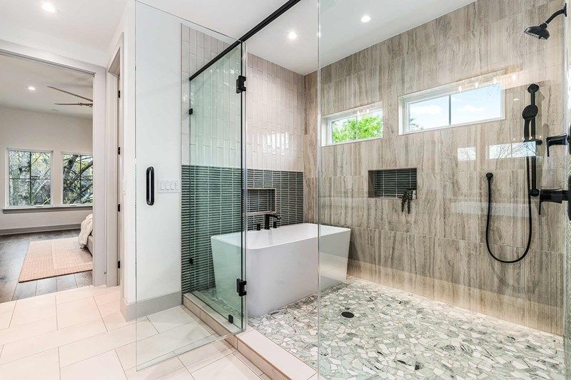Central Living - Urban Quick Move-in Homes - Owner's Bath