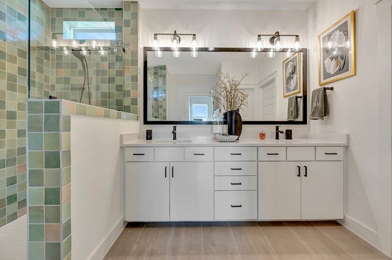 The Anders - Owner's Bath