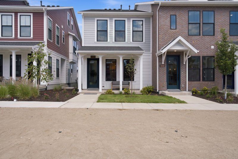 Houndstooth - The Dawn at Daybreak: South Jordan, Utah - David Weekley Homes