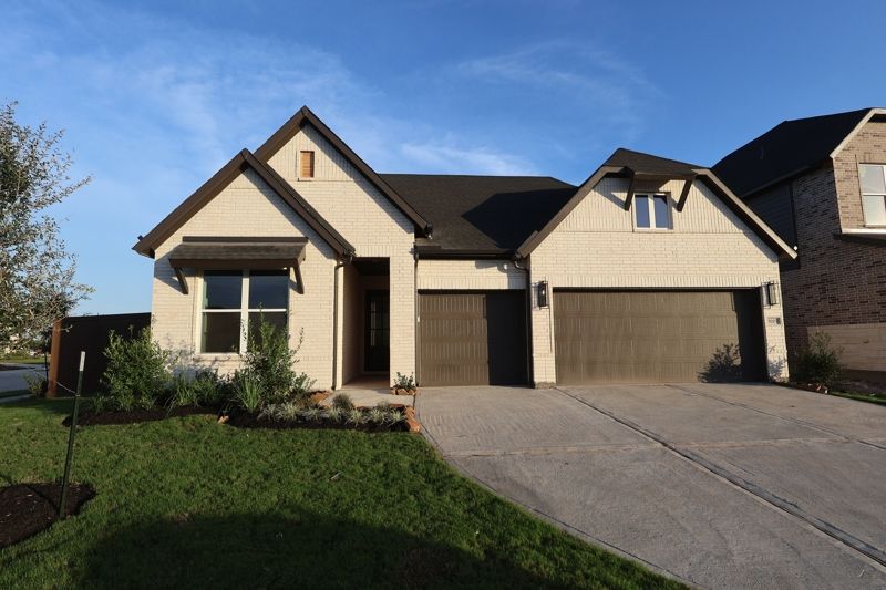 Garland - Brookewater - Ascent Collection: Rosenberg, Texas - David Weekley Homes
