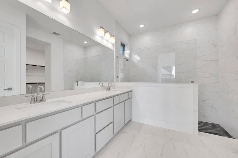 Owner's Bath