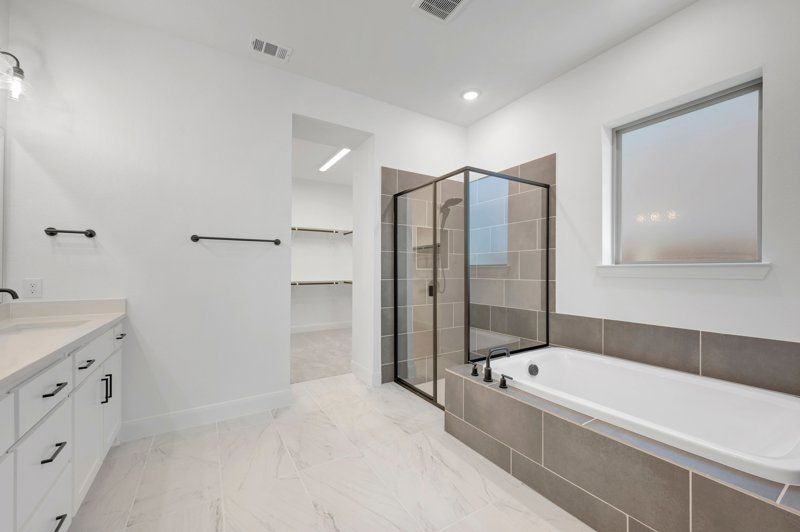 Owner's Bath