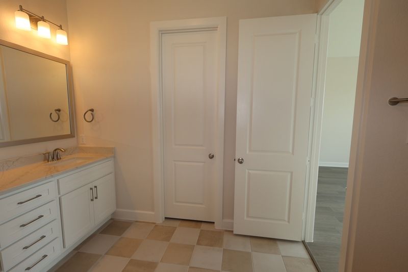 Owner's Bath