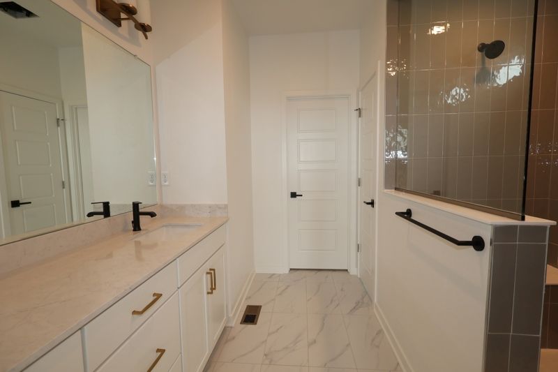 Owner's Bath