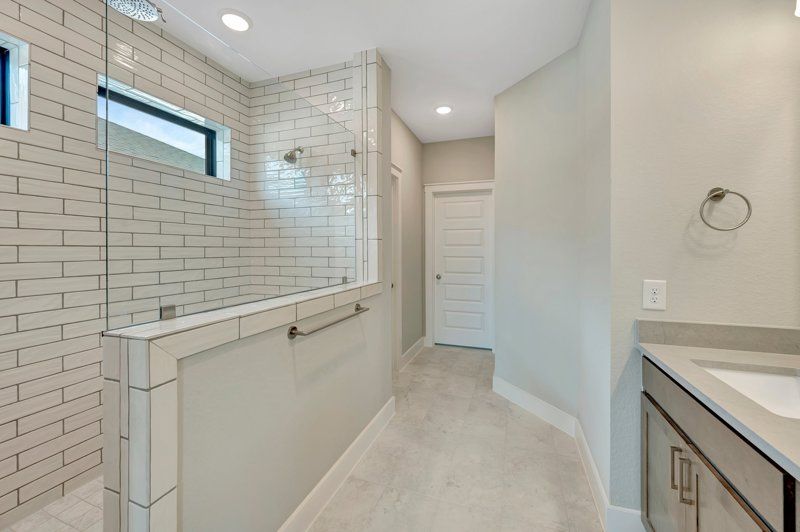 Owner's Bath