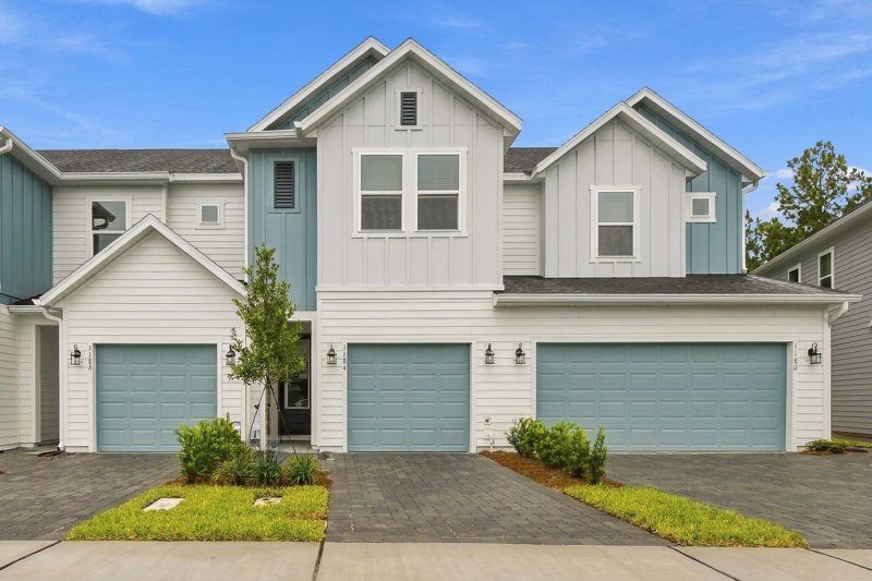 Ashbloom - Preserve at The Cays – The Driftwood Series: Daytona Beach, Florida - David Weekley Homes