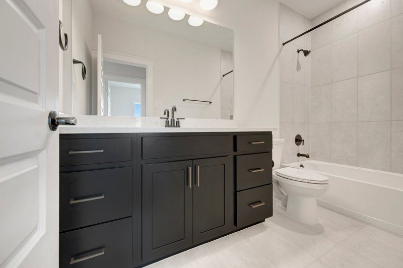 Owner's Bath