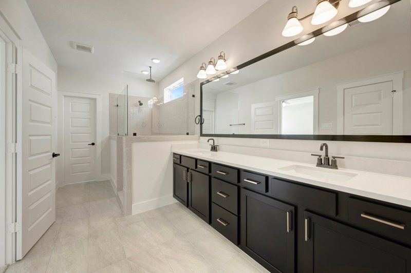 Owner's Bath