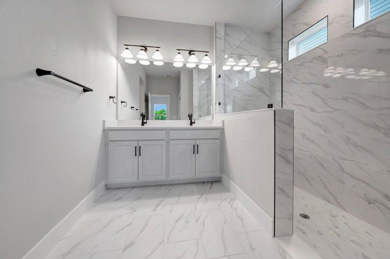 Owner's Bath