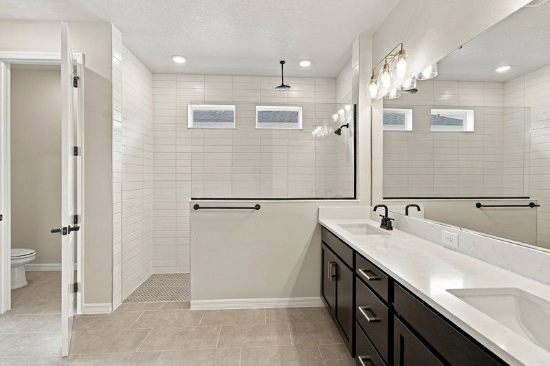 Owner's Bath