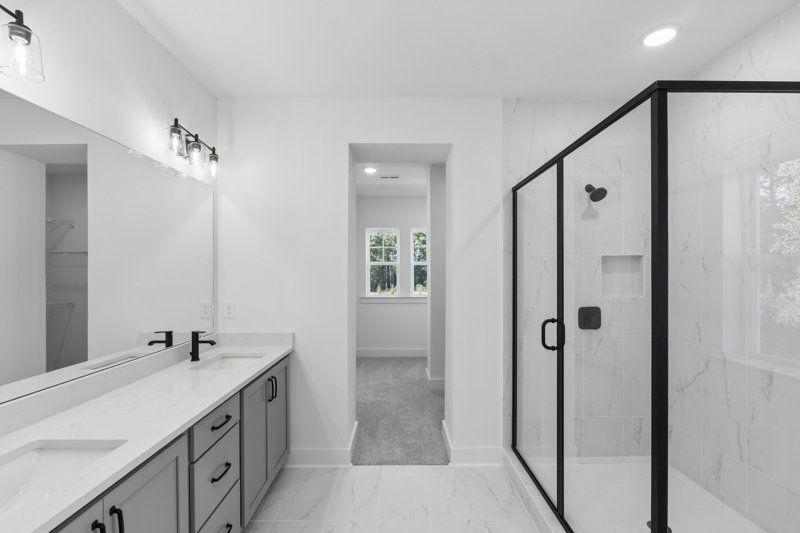 Owner's Bath