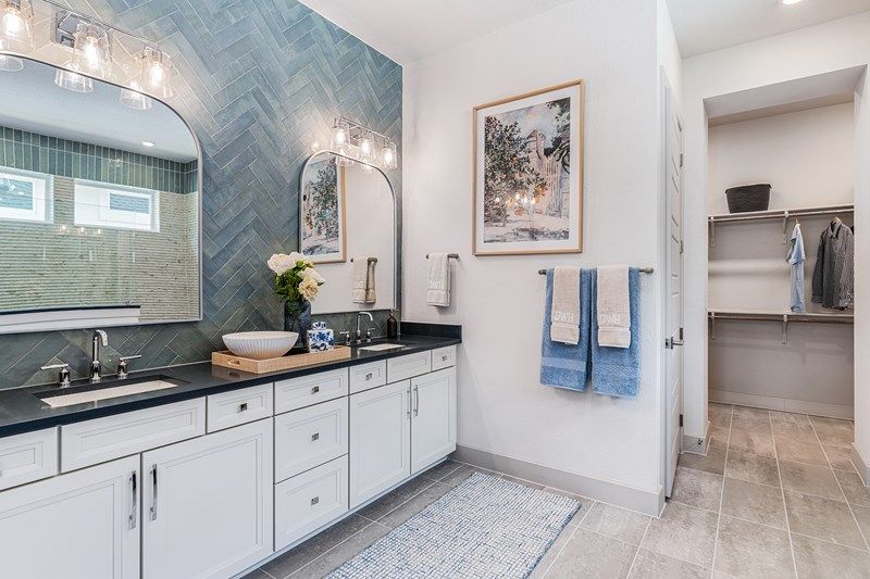 The Brackenbury - Owner's Bath