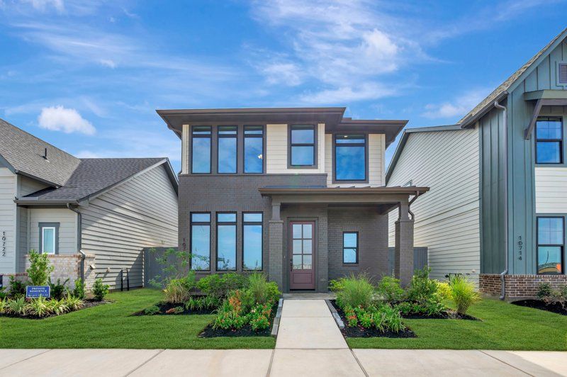 Exterior Front