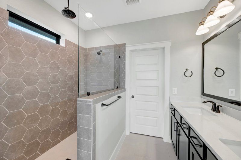Owner's Bath