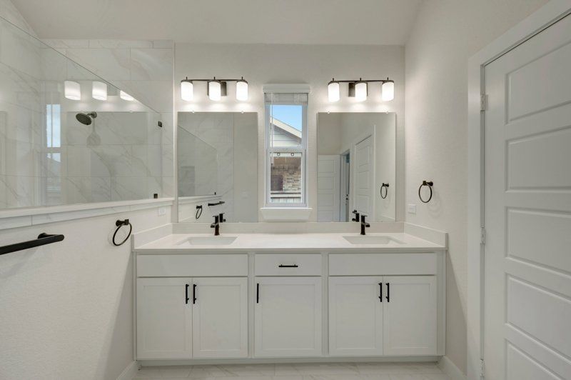 Owner's Bath