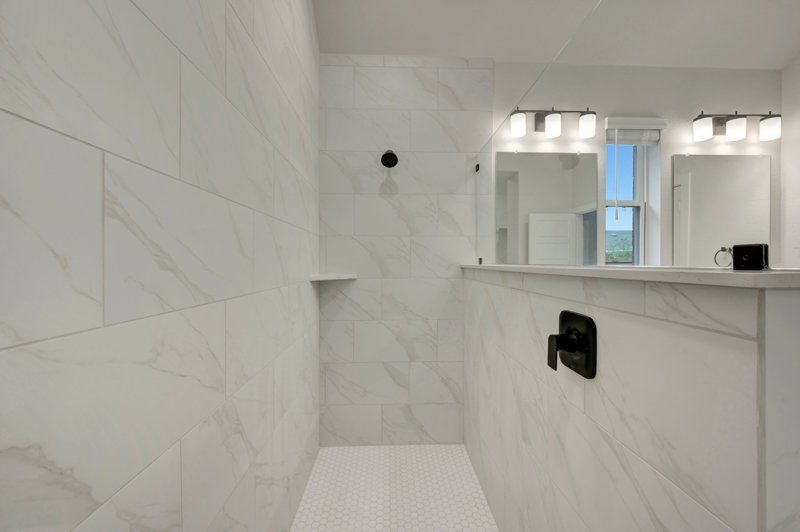 Owner's Bath