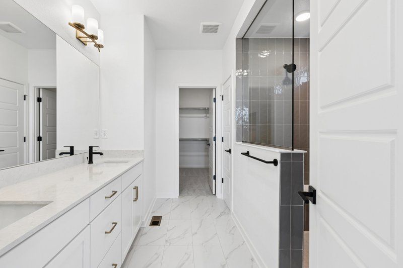 Owner's Bath