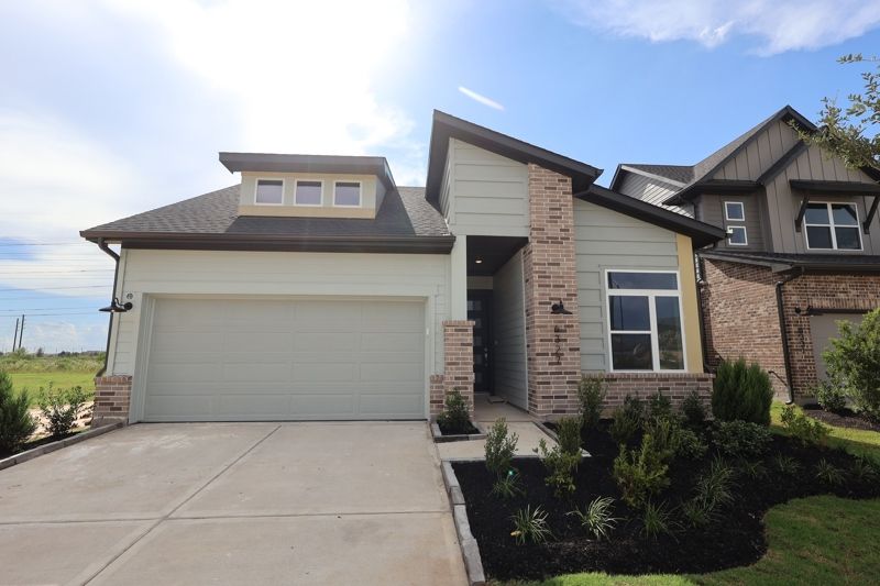 Conroe - Elyson - Reserve Collection: Katy, Texas - David Weekley Homes