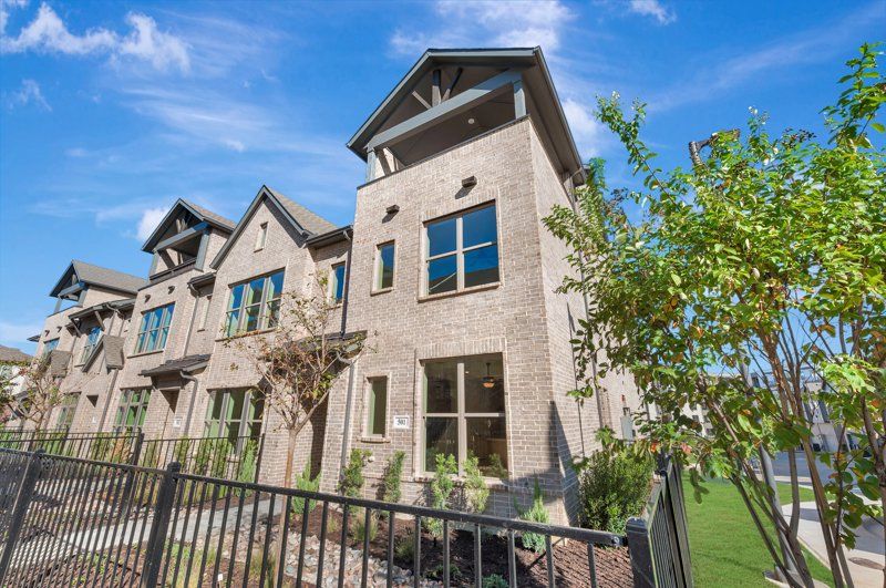 Julien - Hillside at Las Colinas: Irving, Texas - David Weekley Homes
