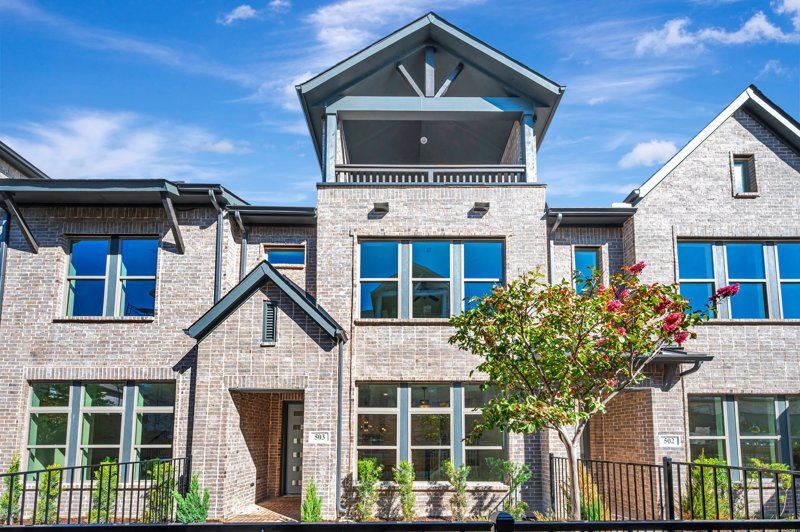 Bryton - Hillside at Las Colinas: Irving, Texas - David Weekley Homes
