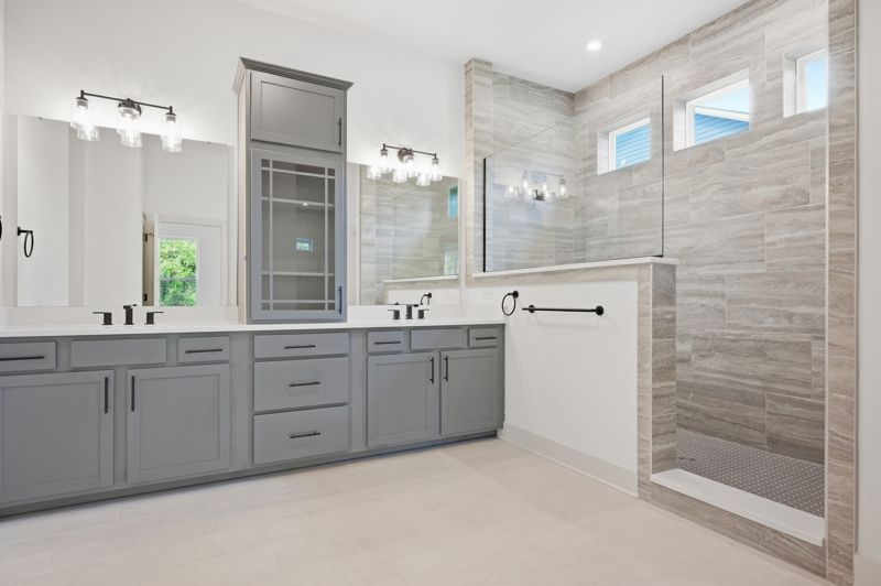 Owner's Bath