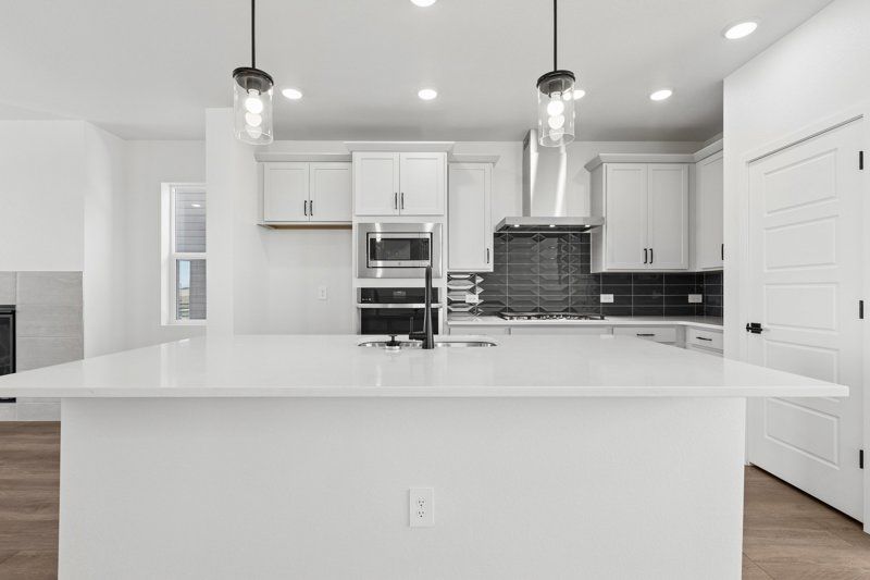 The Aurora Highlands Pinnacle Collection - Aurora, CO