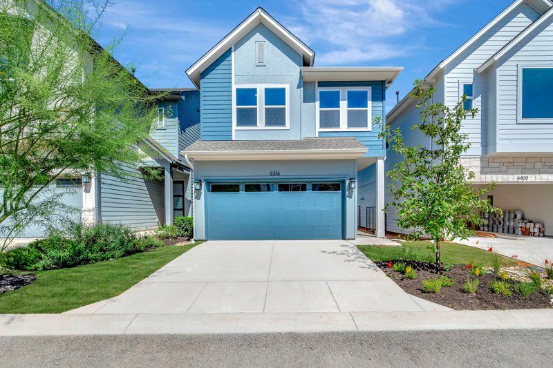 The Twilight at Goodnight Ranch por David Weekley Homes en Austin Texas