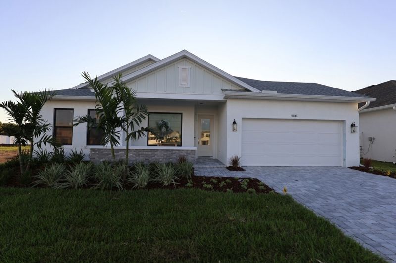 Wagoner - Lakeview Crossing – Classic Series: Sarasota, Florida - David Weekley Homes